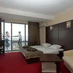 Rеgina Golden Sands