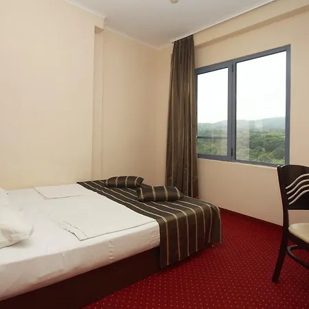 Rеgina Ξενοδοχείο 4*